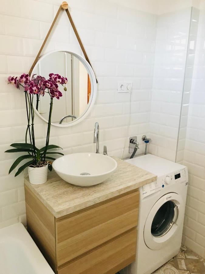 Belvarosi Studio Apartman Kecskemét Buitenkant foto