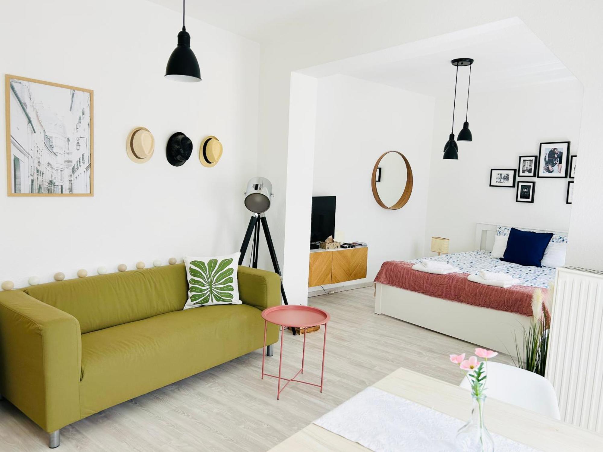 Belvarosi Studio Apartman Kecskemét Buitenkant foto